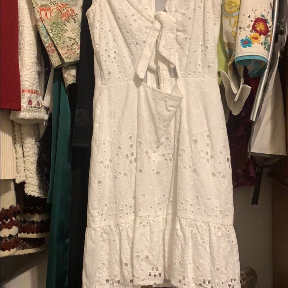 White romper! - Picture 4 of 4
